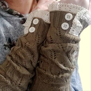 Cable knit arm warmers, tan brown, lace trim, new in packaging